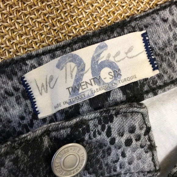 NWT We the Free Just Float On Flare Jeans - Picture 13 of 16